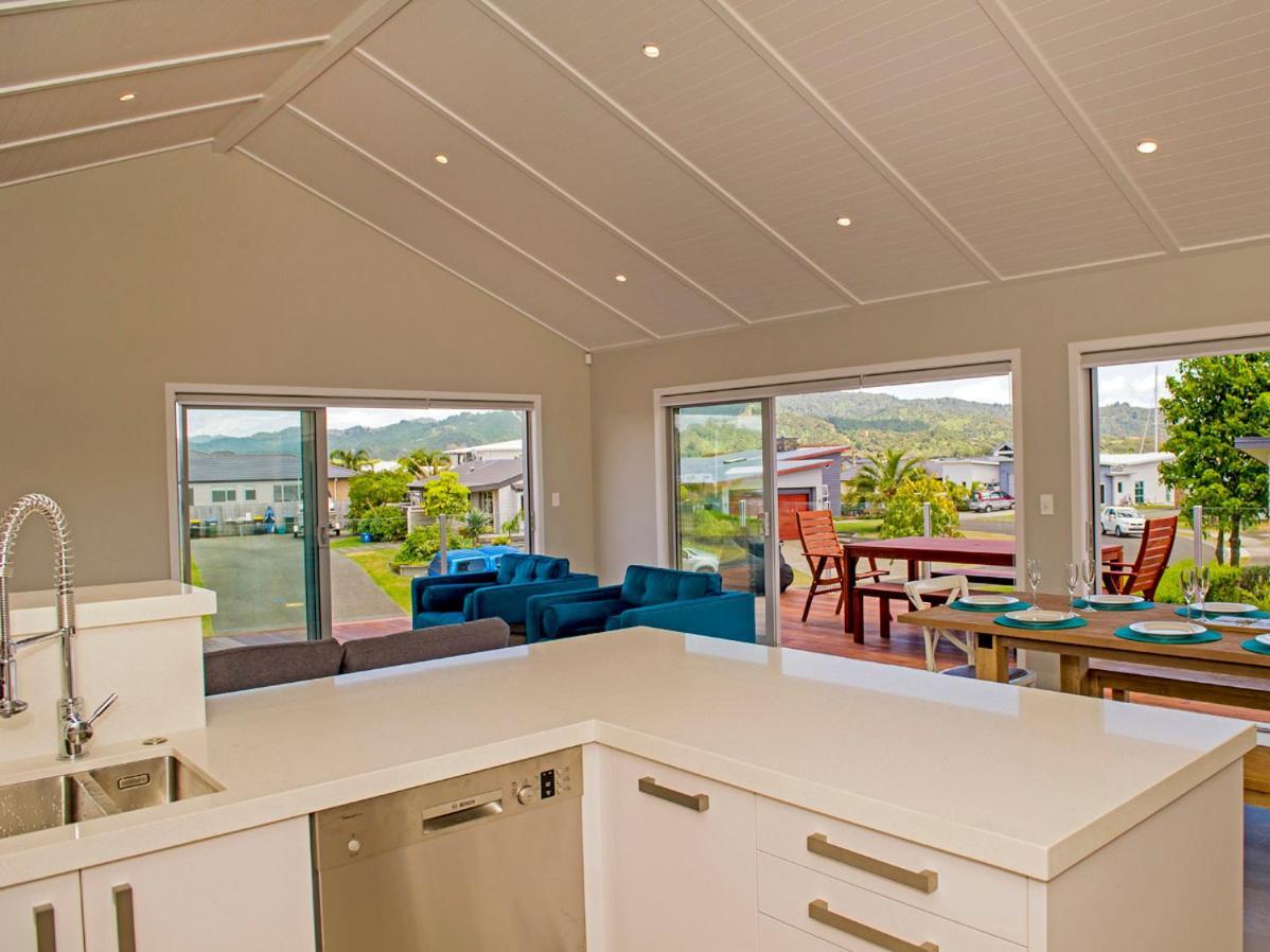 Tattletails Rest - Whitianga Holiday House Екстер'єр фото